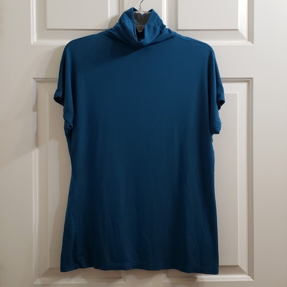 Short sleeved top - Picture 1 of 3